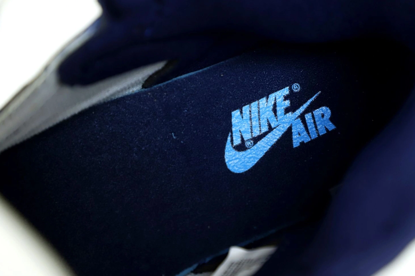 AIR RETRO 'OBSIDIAN' HIGH JORDAN OG 1 0727